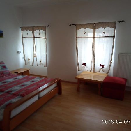 Gasthof Mondschein Hotel Merano Kültér fotó