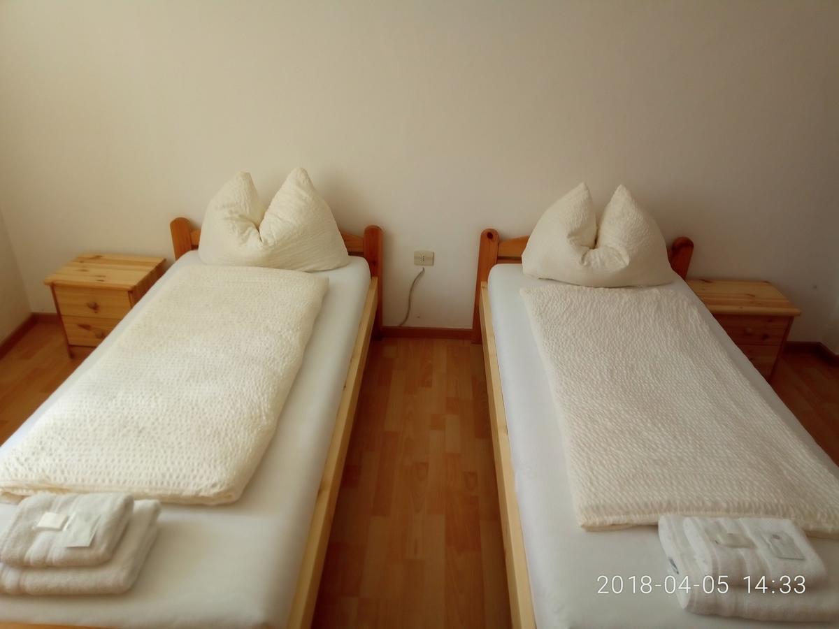 Gasthof Mondschein Hotel Merano Kültér fotó