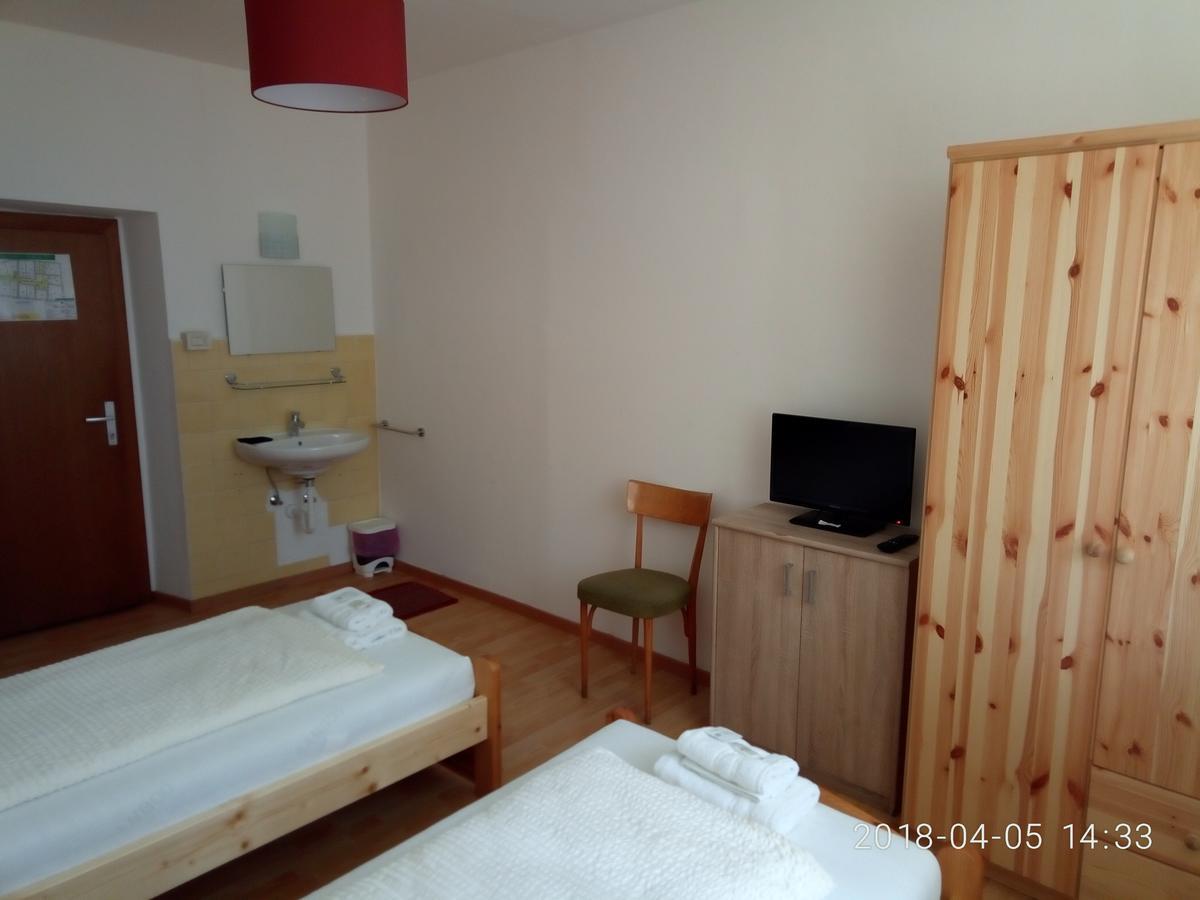 Gasthof Mondschein Hotel Merano Kültér fotó