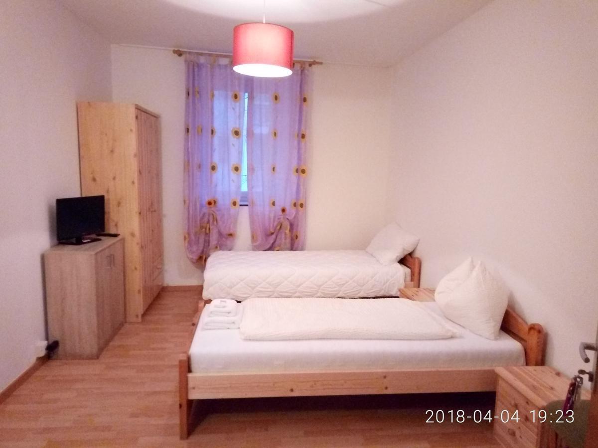 Gasthof Mondschein Hotel Merano Kültér fotó