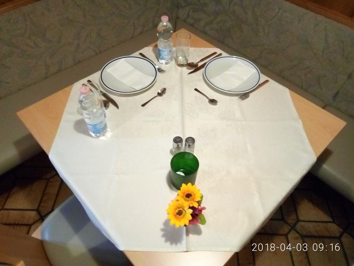 Gasthof Mondschein Hotel Merano Kültér fotó