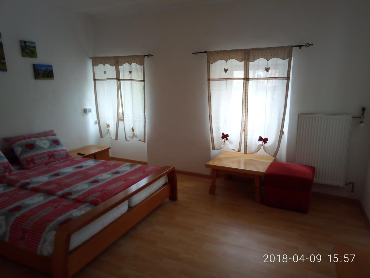 Gasthof Mondschein Hotel Merano Kültér fotó